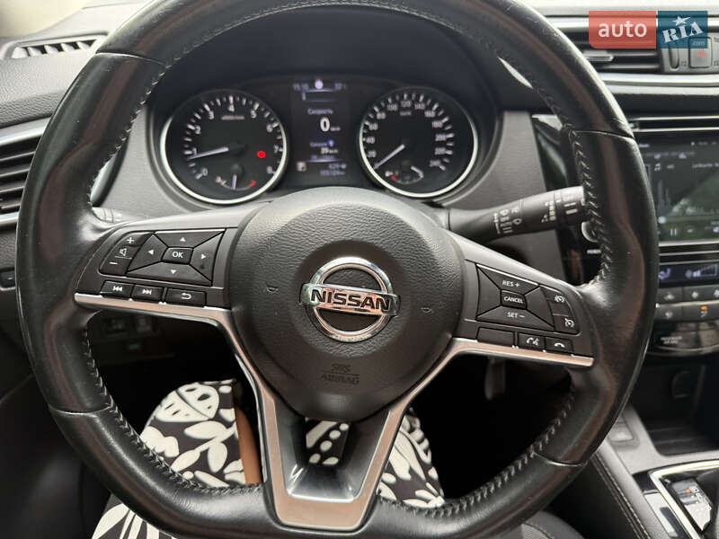 Внедорожник / Кроссовер Nissan Qashqai 2017 в Миргороде