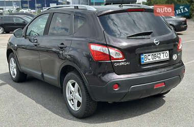 Внедорожник / Кроссовер Nissan Qashqai 2010 в 