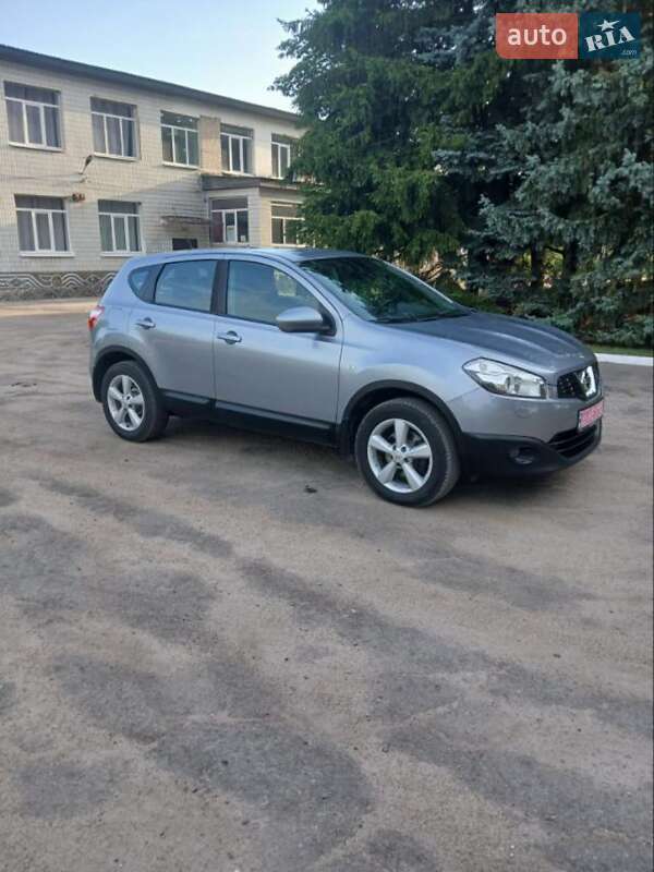 Внедорожник / Кроссовер Nissan Qashqai 2011 в Каменском фото Внедорожник / Кроссовер Nissan Qashqai 2011 в Каменском