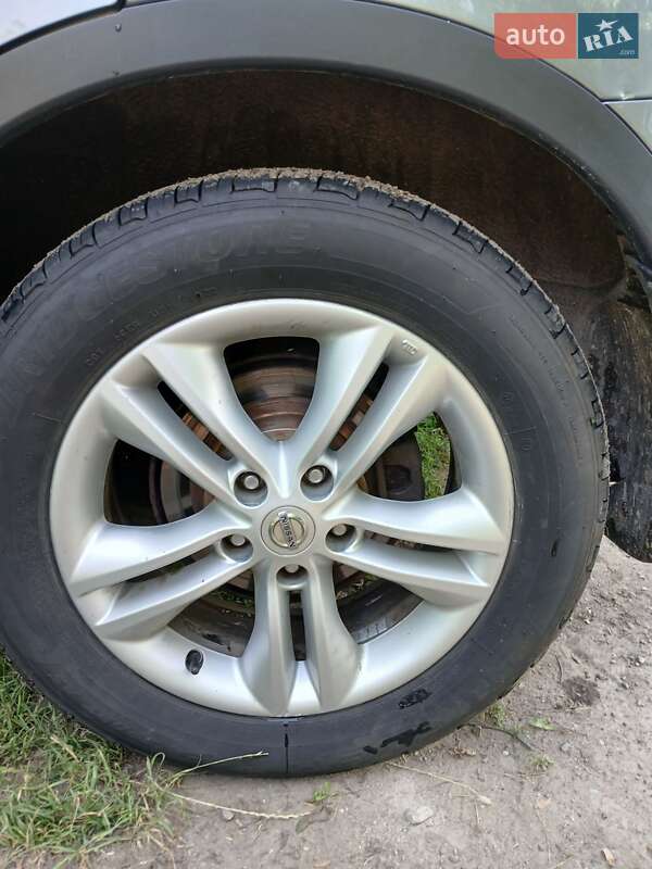 Внедорожник / Кроссовер Nissan Qashqai 2011 в Хмельницком