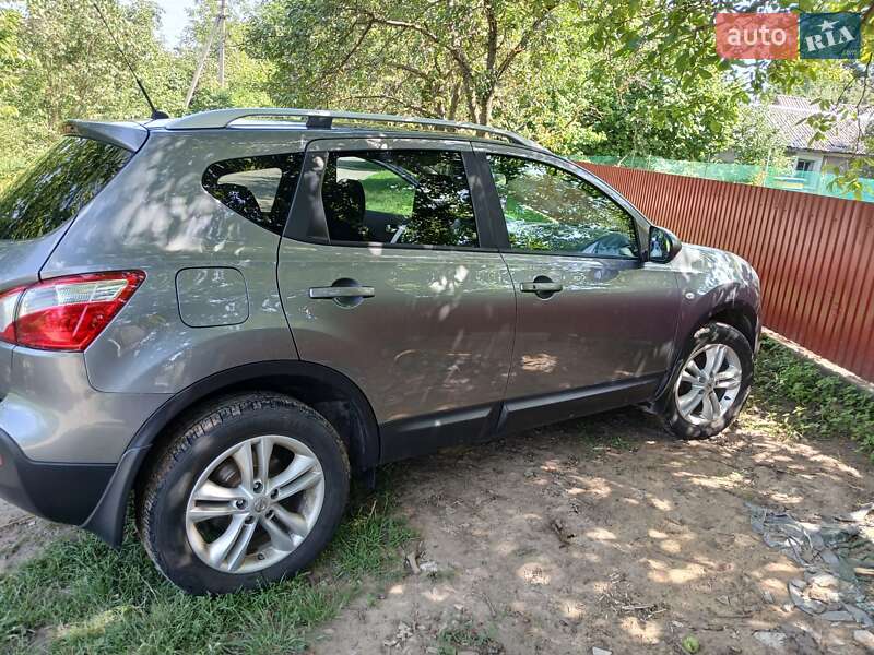 Внедорожник / Кроссовер Nissan Qashqai 2011 в Хмельницком