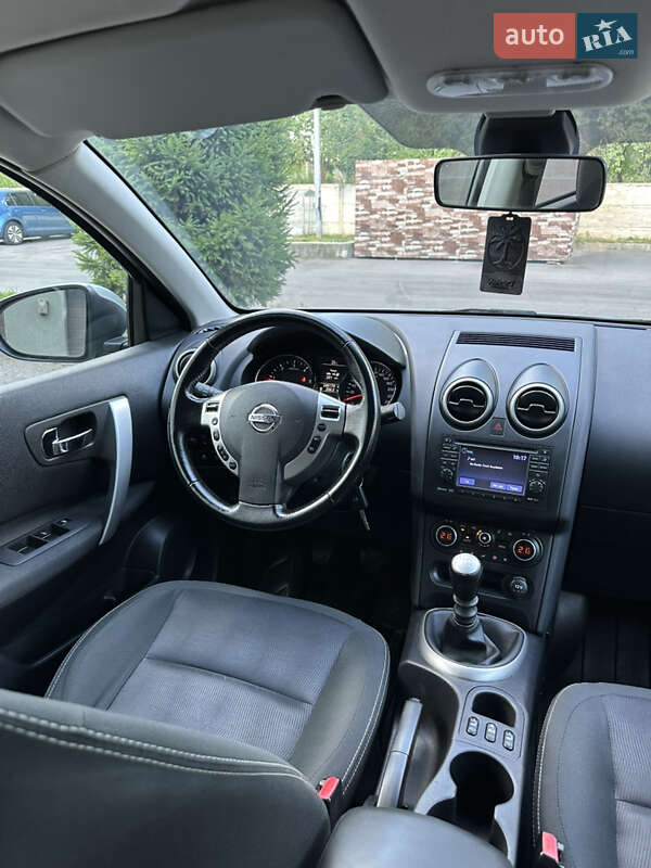 Позашляховик / Кросовер Nissan Qashqai 2012 в Рівному