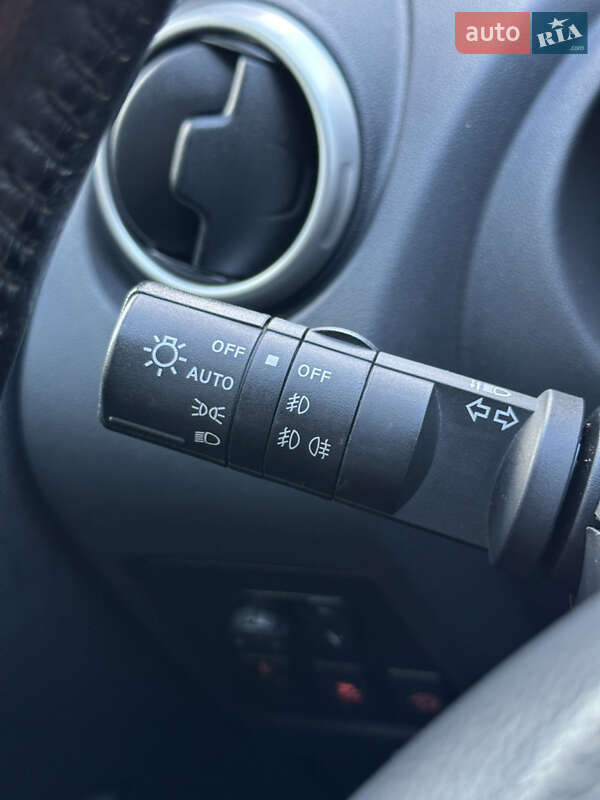 Позашляховик / Кросовер Nissan Qashqai 2012 в Рівному