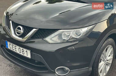 Позашляховик / Кросовер Nissan Qashqai 2014 в 