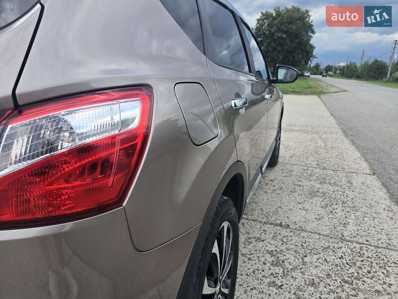 Внедорожник / Кроссовер Nissan Qashqai 2011 в Стрые фото 17 Внедорожник / Кроссовер Nissan Qashqai 2011 в Стрые