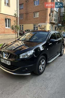 Внедорожник / Кроссовер Nissan Qashqai 2013 в Полтаве