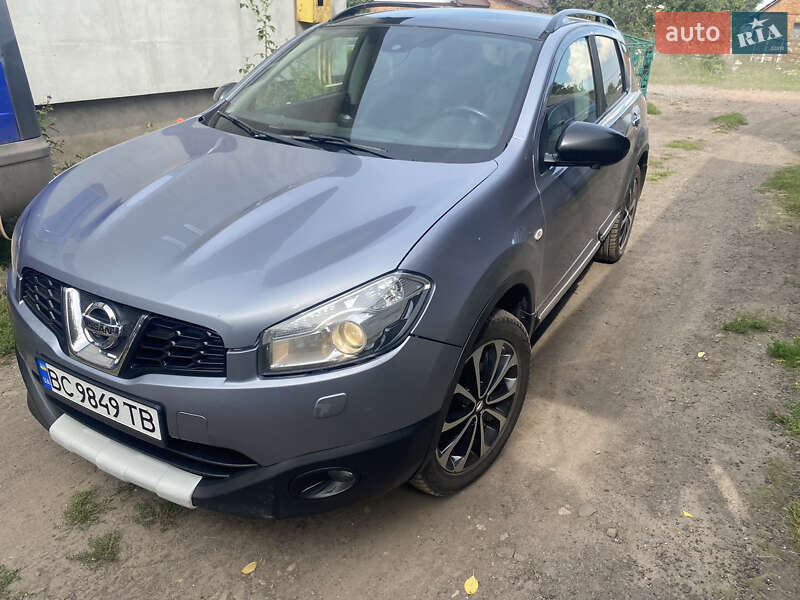 Внедорожник / Кроссовер Nissan Qashqai 2013 в Шептицькому