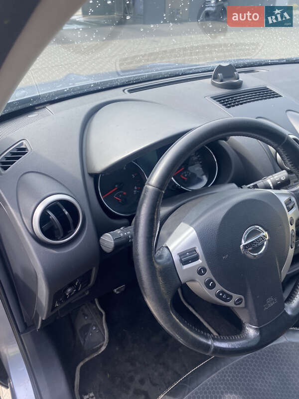 Внедорожник / Кроссовер Nissan Qashqai 2013 в Шептицькому