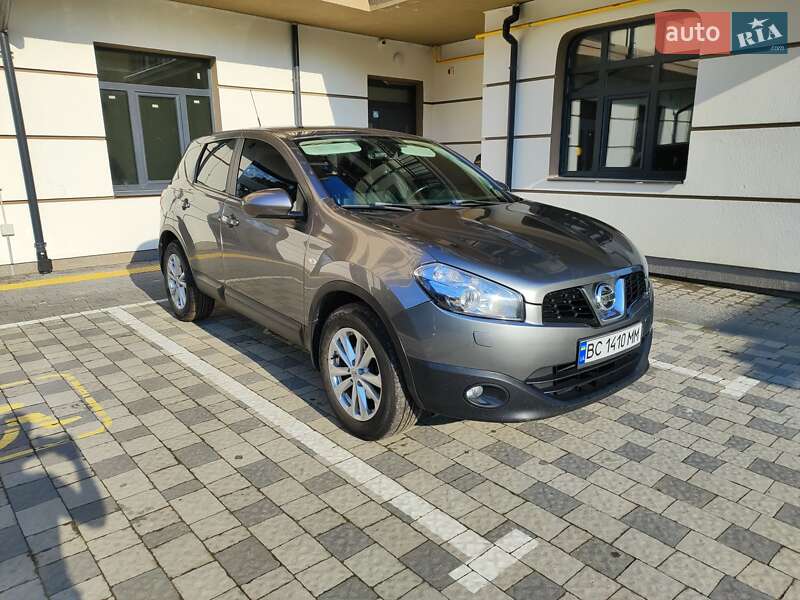 Внедорожник / Кроссовер Nissan Qashqai 2011 в Мостиске