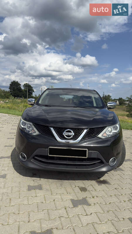 Внедорожник / Кроссовер Nissan Qashqai 2015 в Яворове
