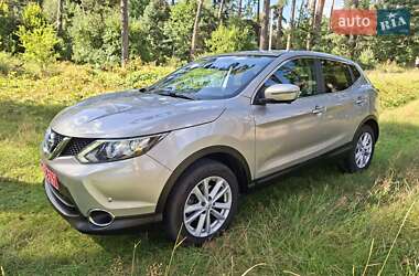 Позашляховик / Кросовер Nissan Qashqai 2016 в Рівному