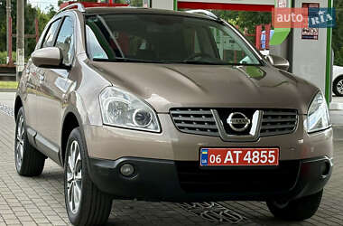 Внедорожник / Кроссовер Nissan Qashqai 2010 в 