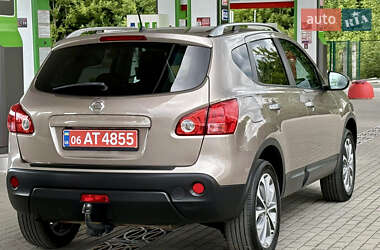 Внедорожник / Кроссовер Nissan Qashqai 2010 в 