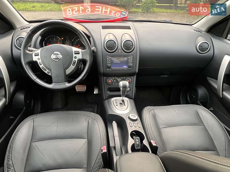 Внедорожник / Кроссовер Nissan Qashqai 2010 в Черновцах