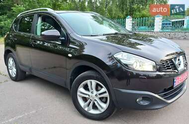 Позашляховик / Кросовер Nissan Qashqai 2011 в Полтаві