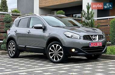 Позашляховик / Кросовер Nissan Qashqai 2012 в Стрию