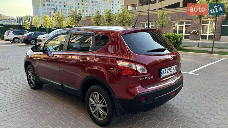 Внедорожник / Кроссовер Nissan Qashqai 2012 в Киеве