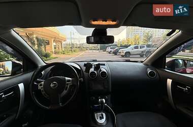 Внедорожник / Кроссовер Nissan Qashqai 2012 в 