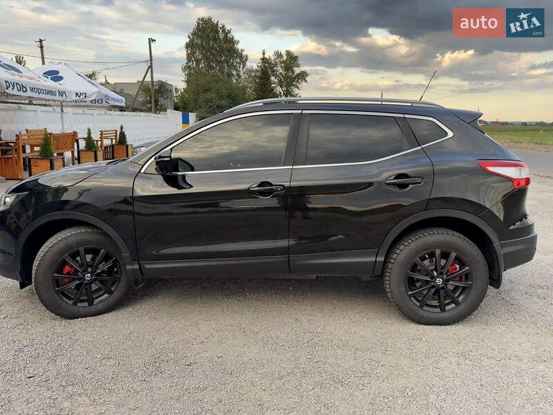 Внедорожник / Кроссовер Nissan Qashqai 2014 в Демидовке
