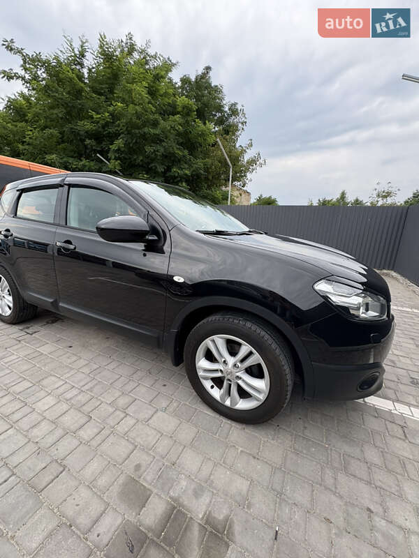 Внедорожник / Кроссовер Nissan Qashqai 2011 в Ровно