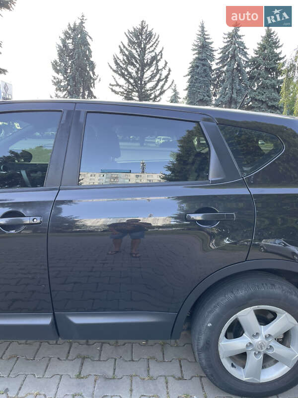 Внедорожник / Кроссовер Nissan Qashqai 2008 в Черновцах