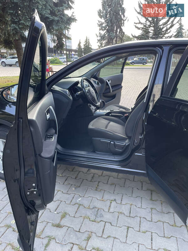 Внедорожник / Кроссовер Nissan Qashqai 2008 в Черновцах