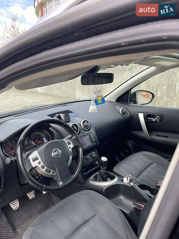 Внедорожник / Кроссовер Nissan Qashqai 2010 в Хмельницком