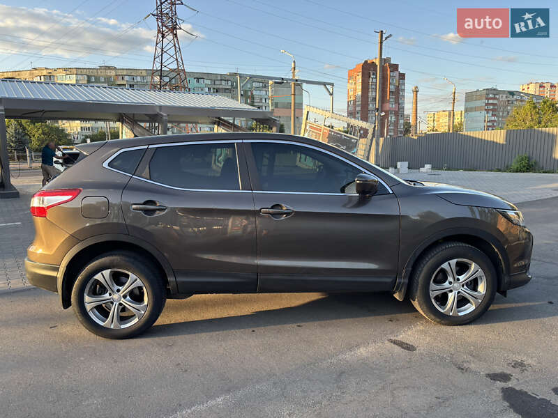 Внедорожник / Кроссовер Nissan Qashqai 2017 в Полтаве