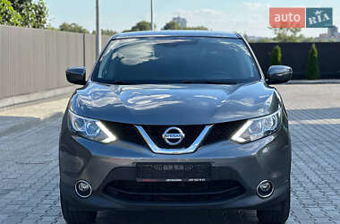 Позашляховик / Кросовер Nissan Qashqai 2017 в 