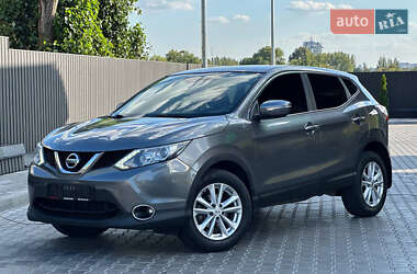 Внедорожник / Кроссовер Nissan Qashqai 2017 в Днепре