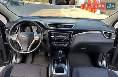 Позашляховик / Кросовер Nissan Qashqai 2017 в 