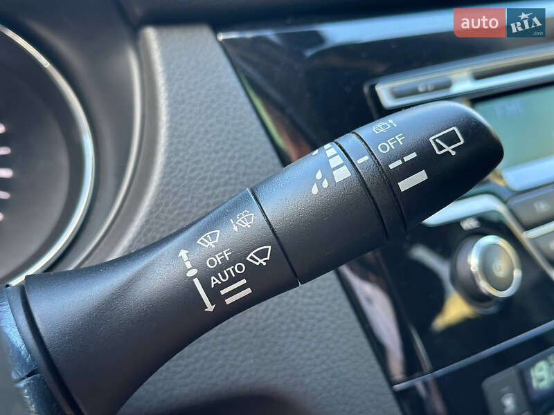 Внедорожник / Кроссовер Nissan Qashqai 2017 в Днепре