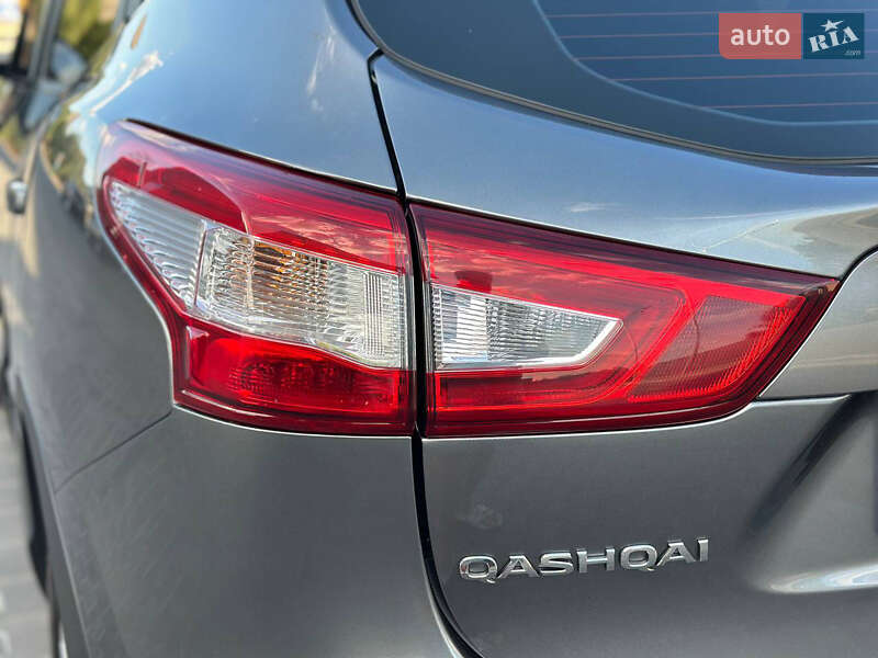 Внедорожник / Кроссовер Nissan Qashqai 2017 в Днепре