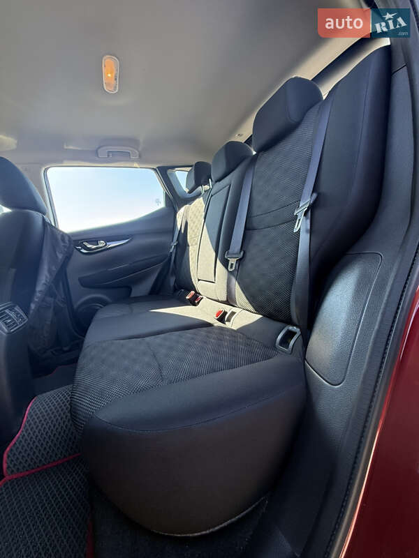 Внедорожник / Кроссовер Nissan Qashqai 2016 в Киеве