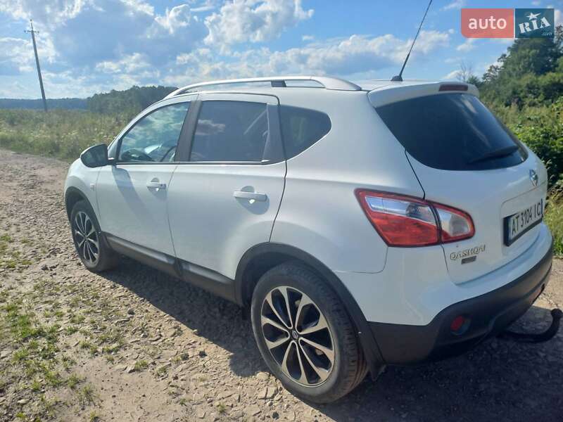 Позашляховик / Кросовер Nissan Qashqai 2012 в Долині фото 22 Позашляховик / Кросовер Nissan Qashqai 2012 в Долині