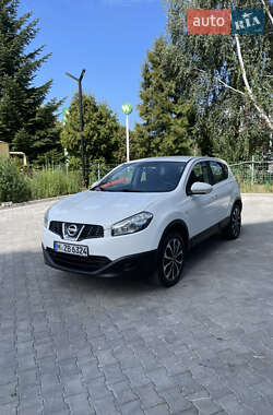 Внедорожник / Кроссовер Nissan Qashqai 2010 в Луцке