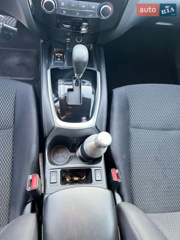 Внедорожник / Кроссовер Nissan Qashqai 2016 в Днепре фото 3 Внедорожник / Кроссовер Nissan Qashqai 2016 в Днепре
