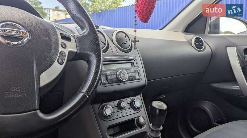 Позашляховик / Кросовер Nissan Qashqai 2010 в Калуші