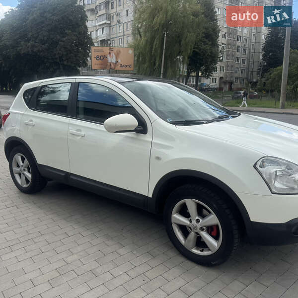 Внедорожник / Кроссовер Nissan Qashqai 2009 в Ровно