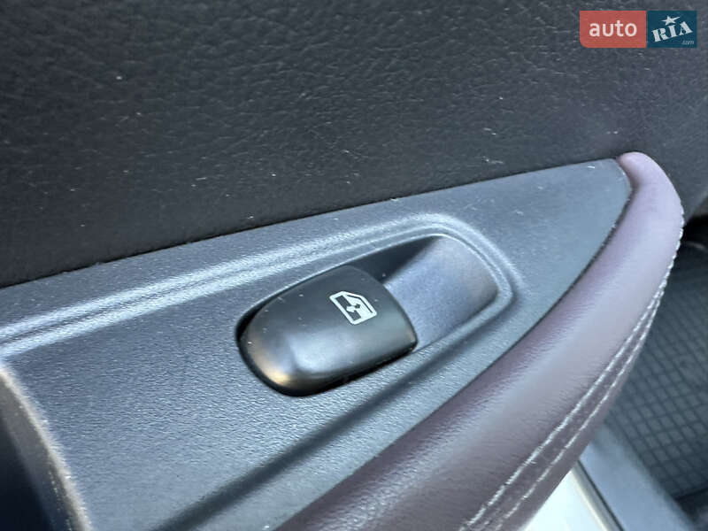 Позашляховик / Кросовер Nissan Qashqai 2017 в Одесі фото 41 Позашляховик / Кросовер Nissan Qashqai 2017 в Одесі