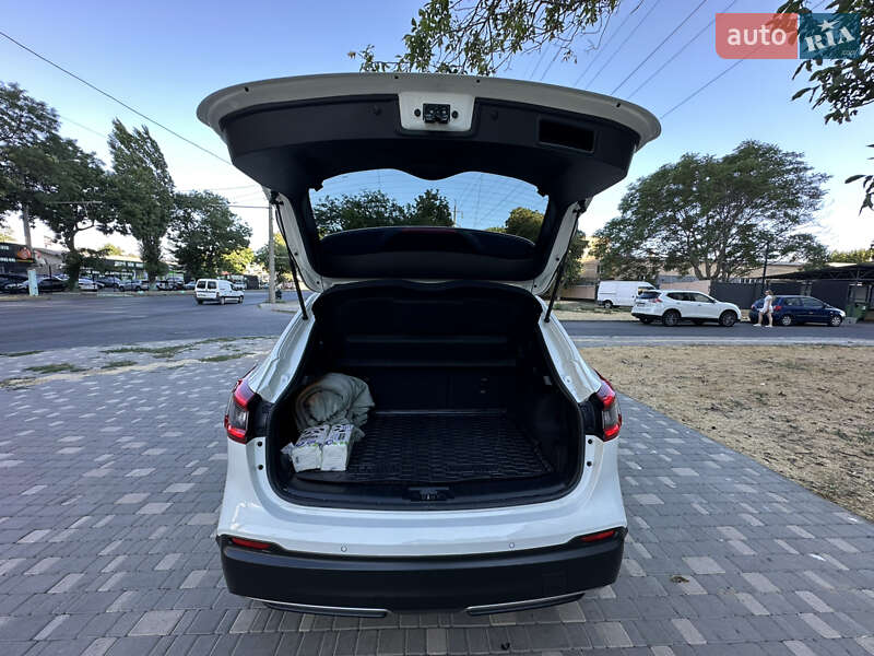 Позашляховик / Кросовер Nissan Qashqai 2017 в Одесі фото 38 Позашляховик / Кросовер Nissan Qashqai 2017 в Одесі