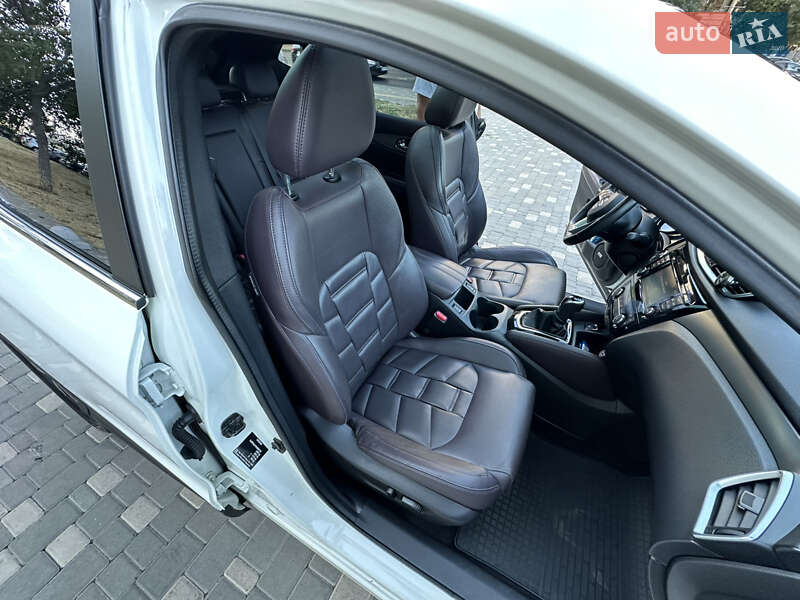 Позашляховик / Кросовер Nissan Qashqai 2017 в Одесі фото 43 Позашляховик / Кросовер Nissan Qashqai 2017 в Одесі