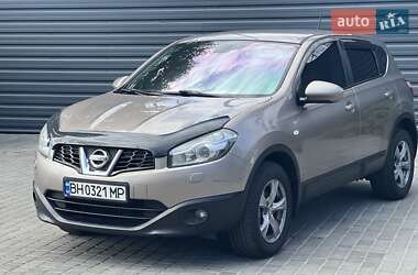 Позашляховик / Кросовер Nissan Qashqai 2010 в Одесі