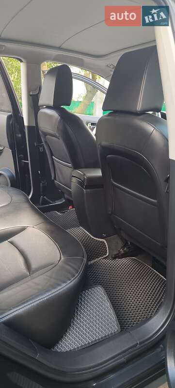 Внедорожник / Кроссовер Nissan Qashqai 2007 в Калиновке