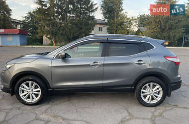 Внедорожник / Кроссовер Nissan Qashqai 2014 в 