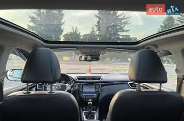 Внедорожник / Кроссовер Nissan Qashqai 2014 в 