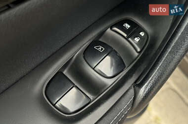 Внедорожник / Кроссовер Nissan Qashqai 2014 в 
