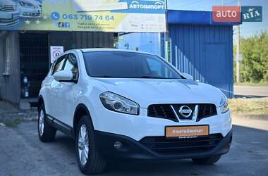 Позашляховик / Кросовер Nissan Qashqai 2011 в Сумах
