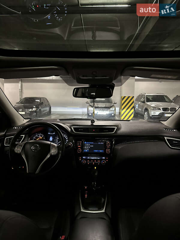 Позашляховик / Кросовер Nissan Qashqai 2015 в Києві
