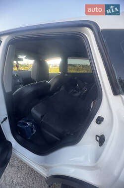 Внедорожник / Кроссовер Nissan Qashqai 2012 в 